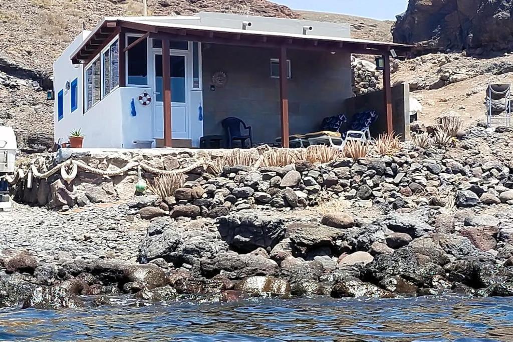 Casa Marinera En La Orilla Del Mar Villa La Lajita ภายนอก รูปภาพ
