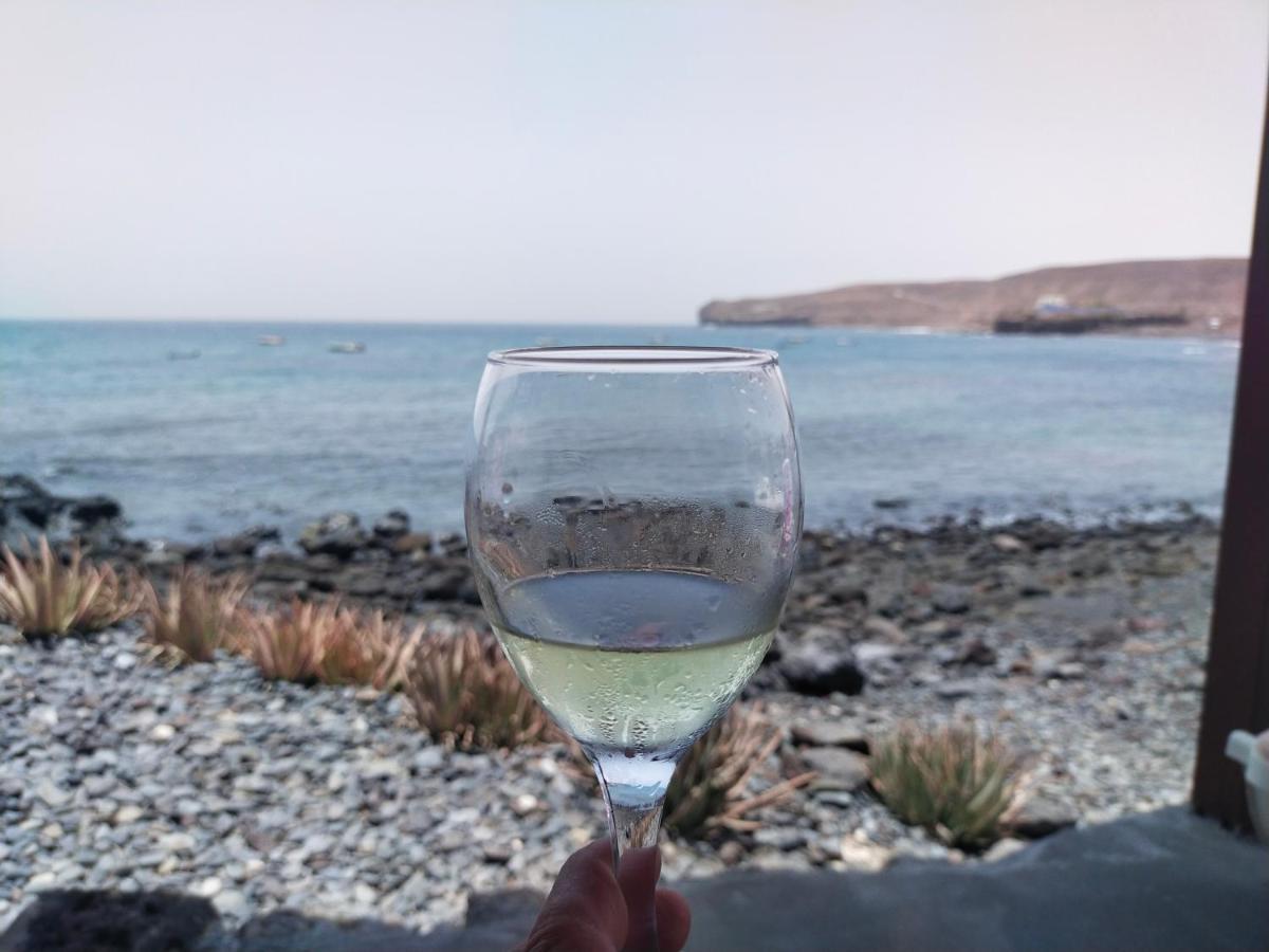 Casa Marinera En La Orilla Del Mar Villa La Lajita ภายนอก รูปภาพ